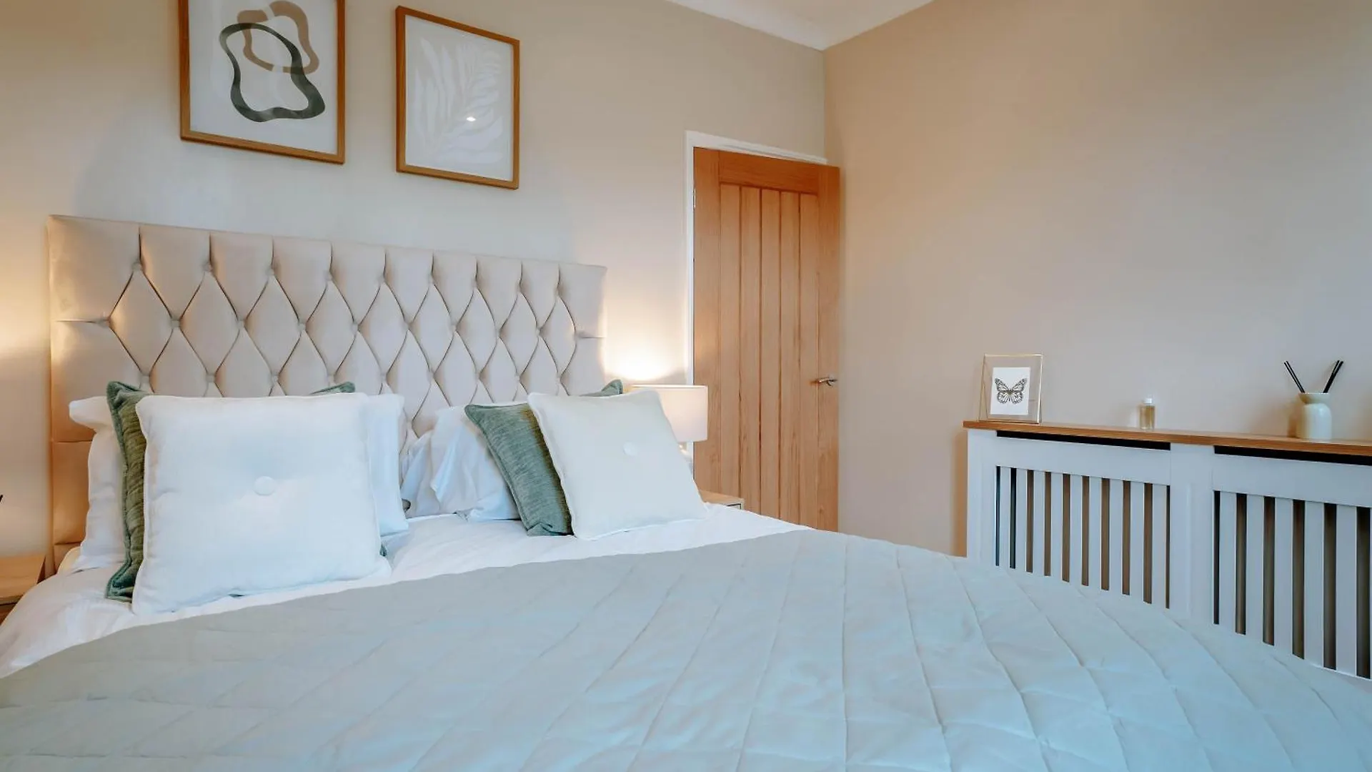 Holiday home The Mayfield Townhouse - Central Harrogate - 3 Bedrooms With Garden United Kingdom