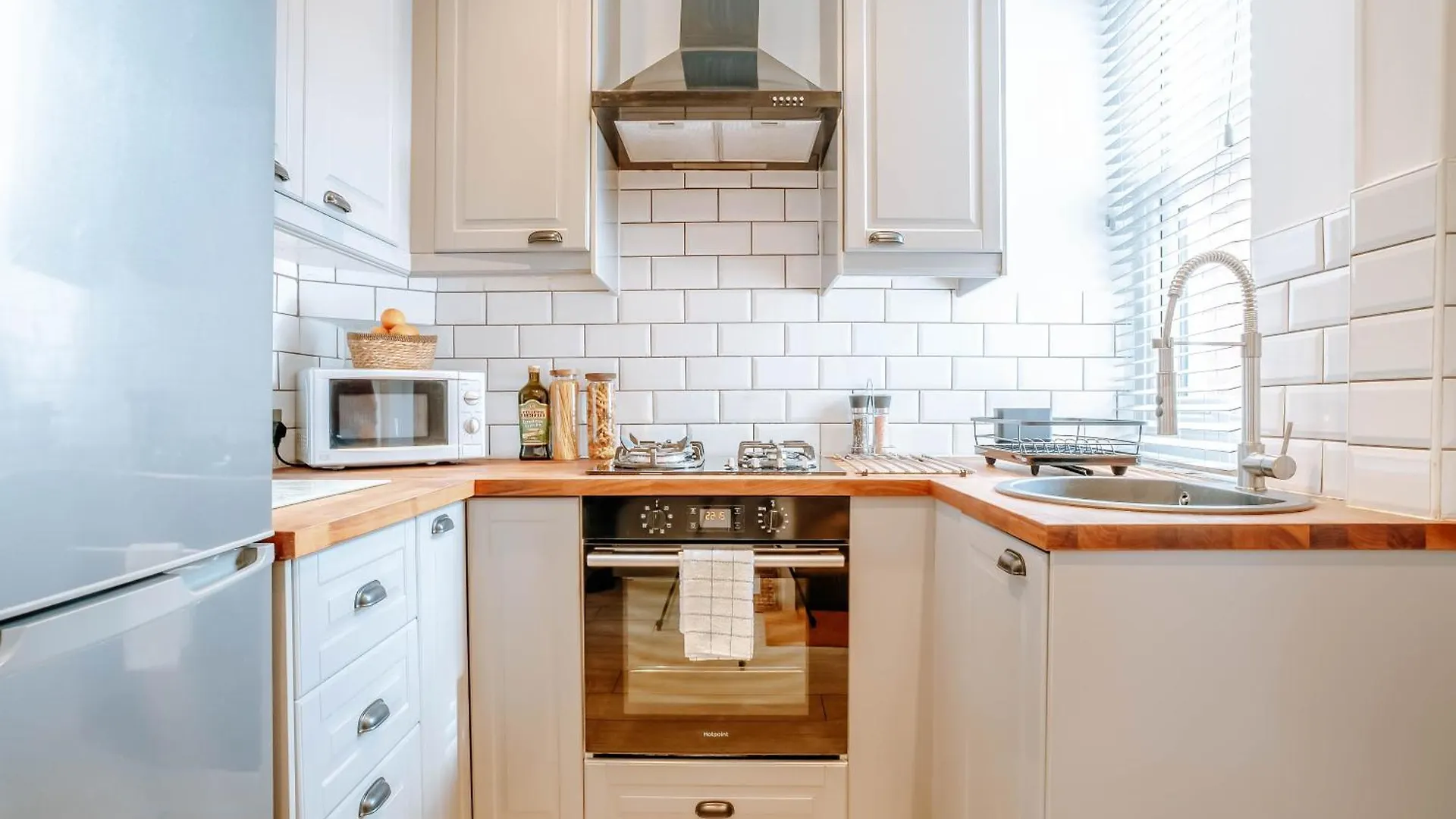 The Mayfield Townhouse - Central Harrogate - 3 Bedrooms With Garden Holiday home